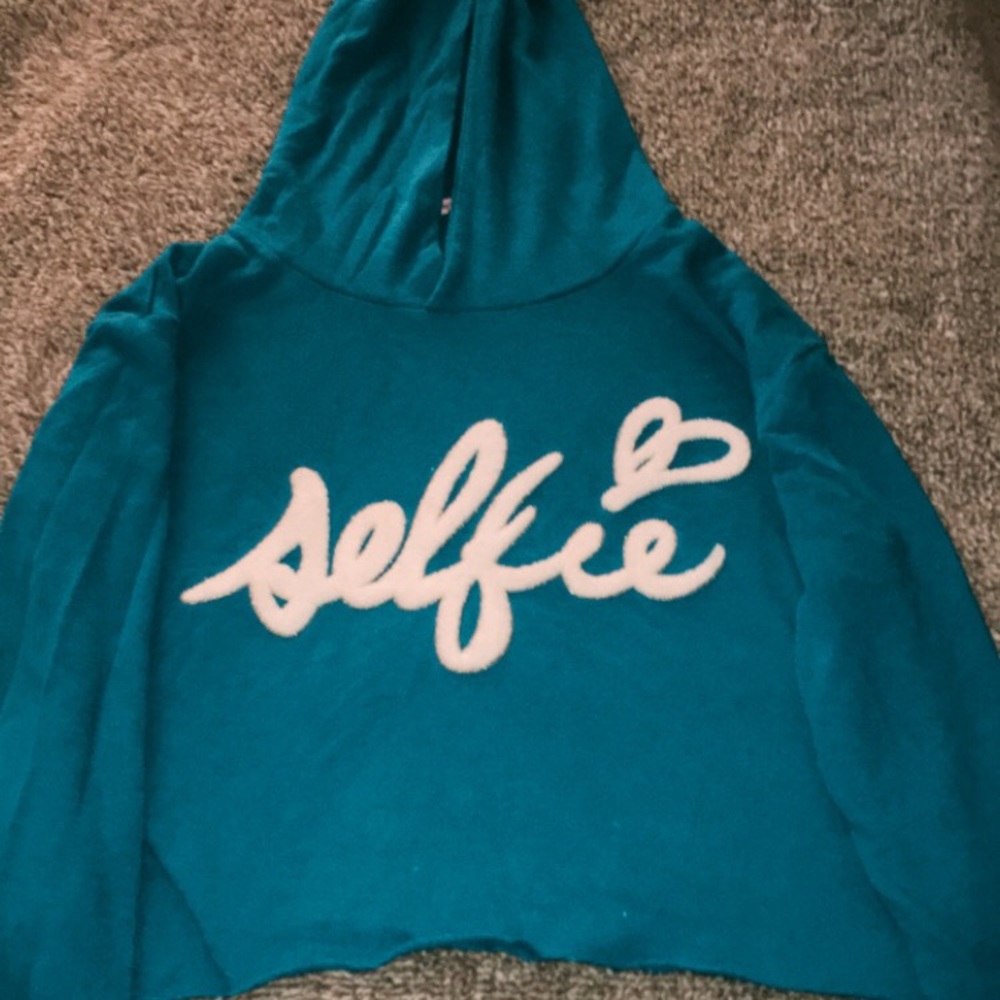 Juicy Couture Cropped Hoodie